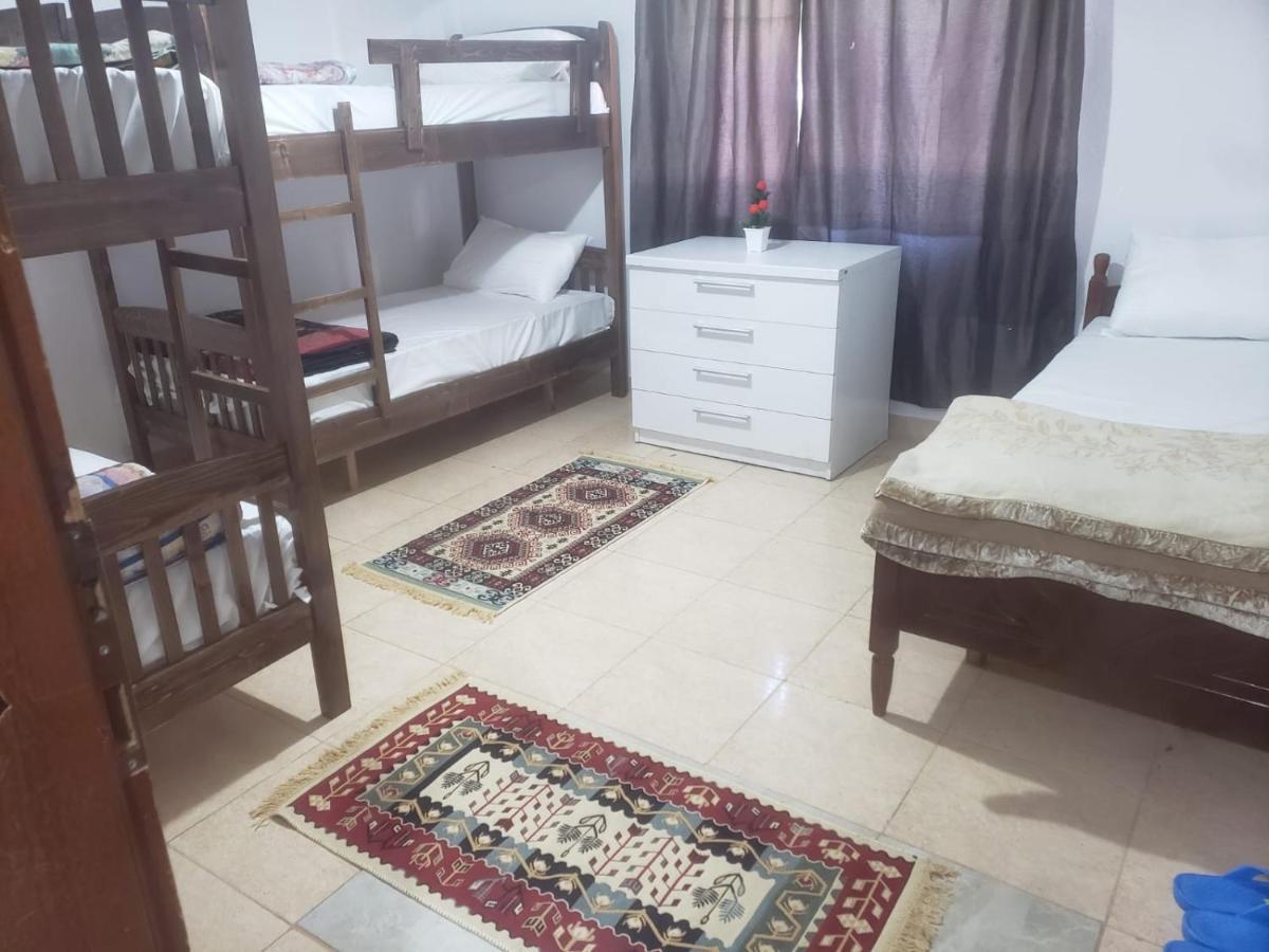 Hostel Split Rock Tirana Extérieur photo