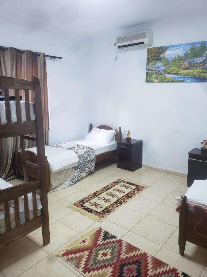 Hostel Split Rock Tirana Extérieur photo