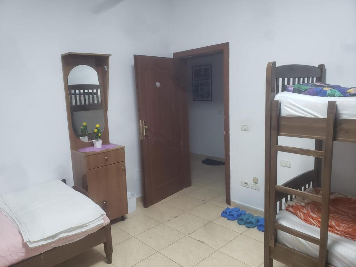 Hostel Split Rock Tirana Extérieur photo